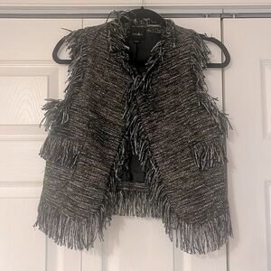 Moda & Cía fringe vest